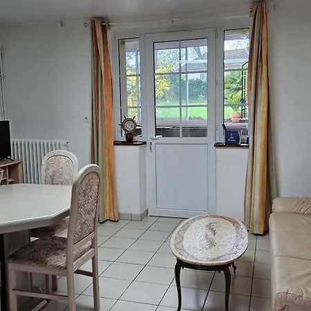 Chez Corinne Et Marc Lägenhet *