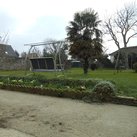 Chez Corinne Et Marc *