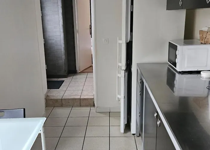 Chez Corinne Et Marc 公寓 Rots